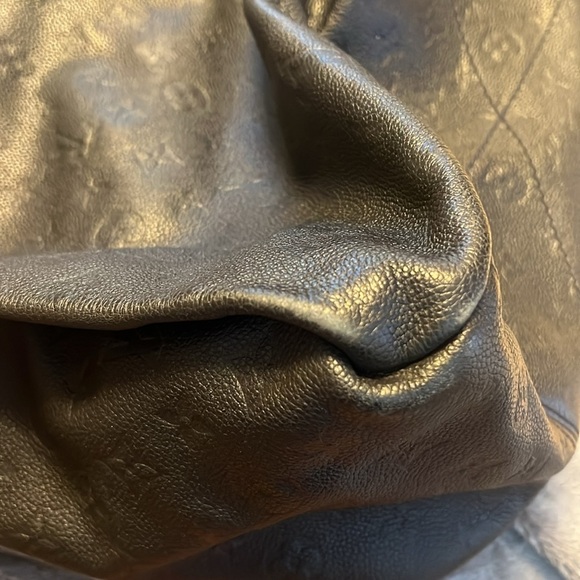 LOUIS VUITTON
Monogram Empreinte Artsy MM Blue - Picture 6 of 11